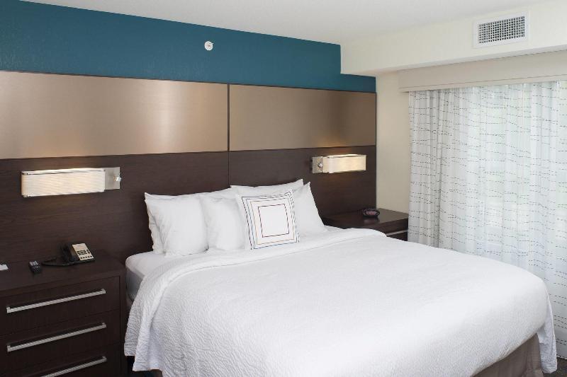 带大床的标准工作室, Residence Inn By Marriott Albany Clifton Park