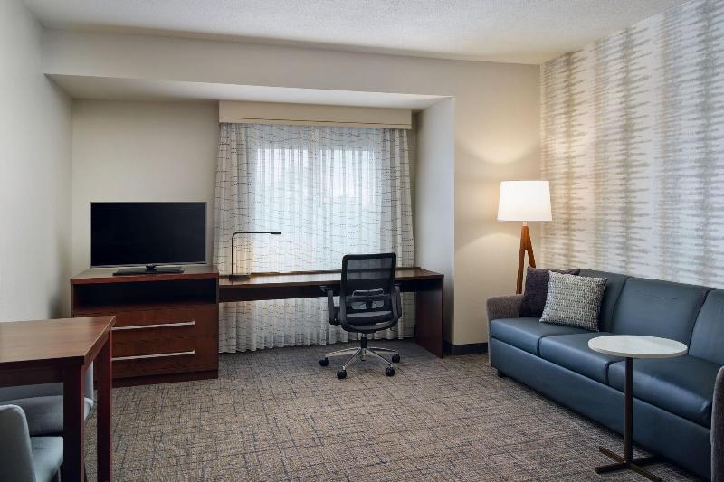 جناح, Residence Inn By Marriott Fort Myers At I 75 And Gulf Coast Town Center