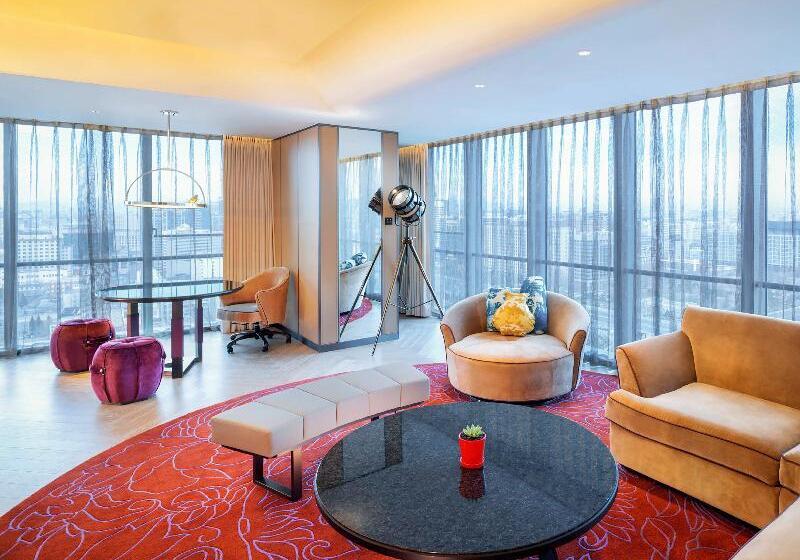 Büyük Çift Kişilik Yataklı Süit, Sofitel Beijing Central