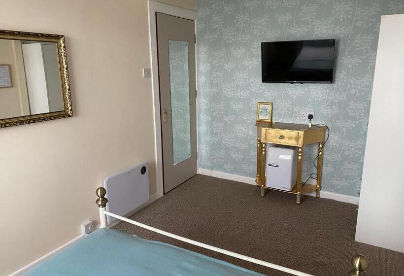 חדר משפתחתי סופריור, The Hurstmere