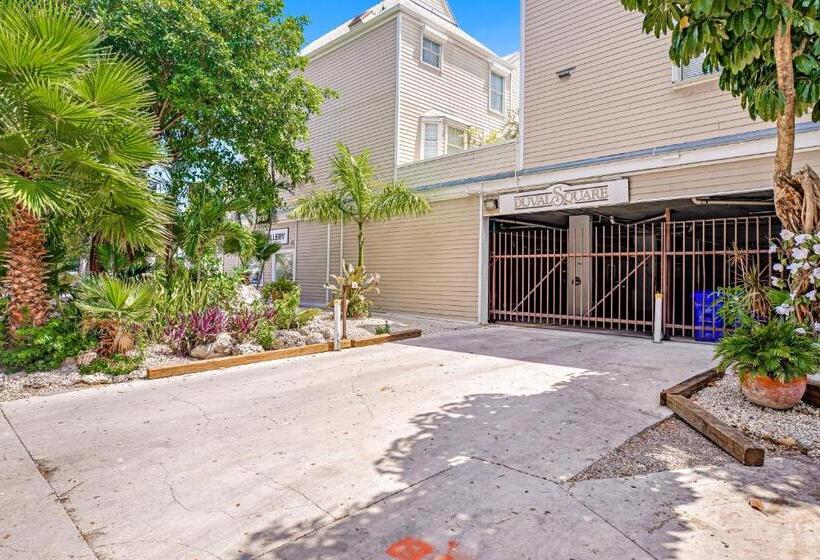 2ベッドルームアパートメント, Casa Cubana @ Duval Square R14