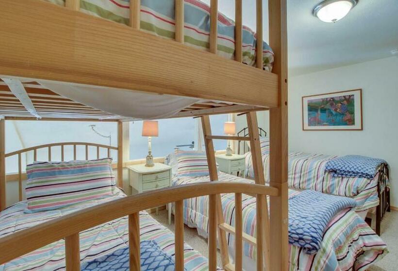 شقة غرفة واحدة, Crystal Beach