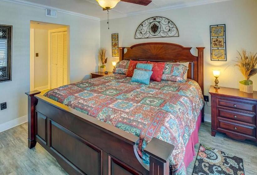 شقة غرفتين, Palm Tree Escape