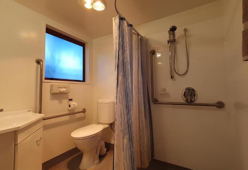 استودیوی استاندارد, Airways Motel