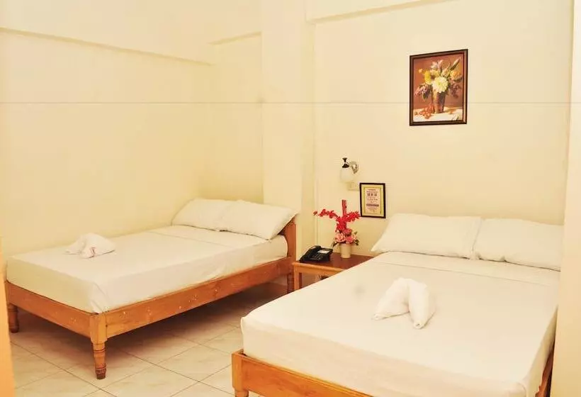 اتاق لوکس, Constrell Pension House