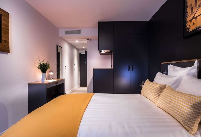 غرفة سوبيريور, Best Western Plus Suitcase Paris La Defense