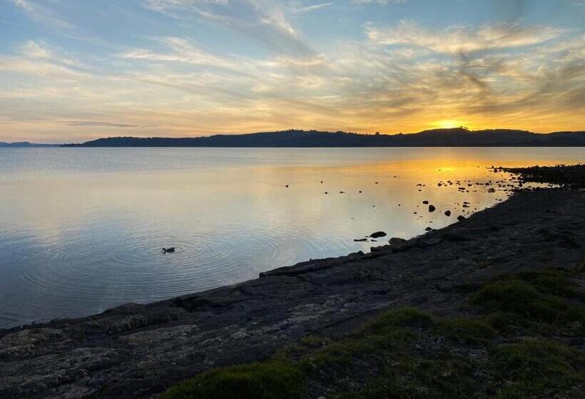 家庭间, Boulevard Waters