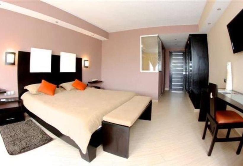 اتاق سوپریور, Cafe De Rome