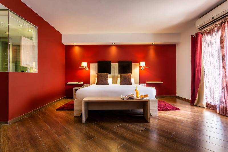 اتاق سوپریور, Cafe De Rome