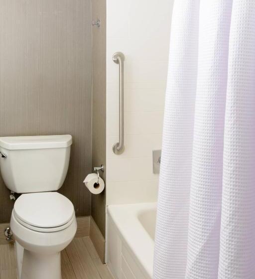 带大床的标准间, Courtyard By Marriott Toronto Northeast/markham