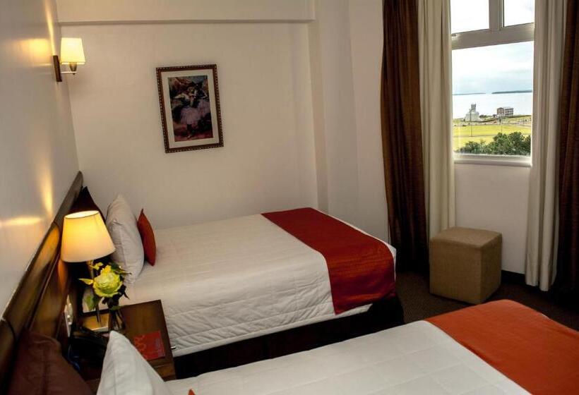 اتاق استاندارد با چشمانداز, De La Trinidad