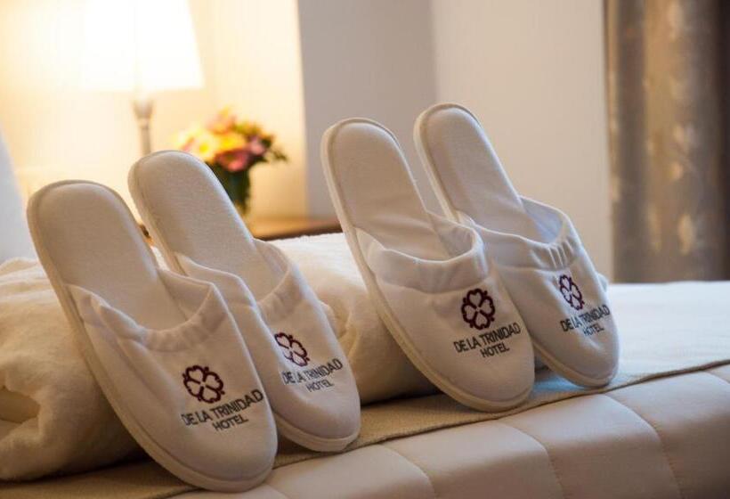 سوئیت با تخت بزرگ, De La Trinidad