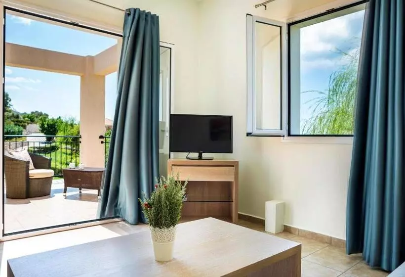 クラシックスイート, Dionysos Village Resort