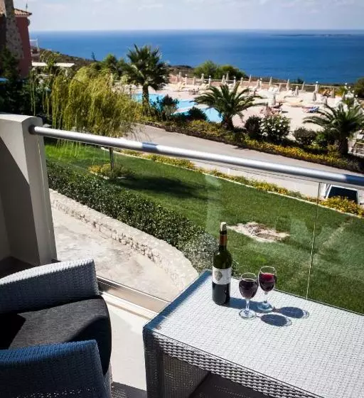 オーシャンビューデラックススイート, Dionysos Village Resort