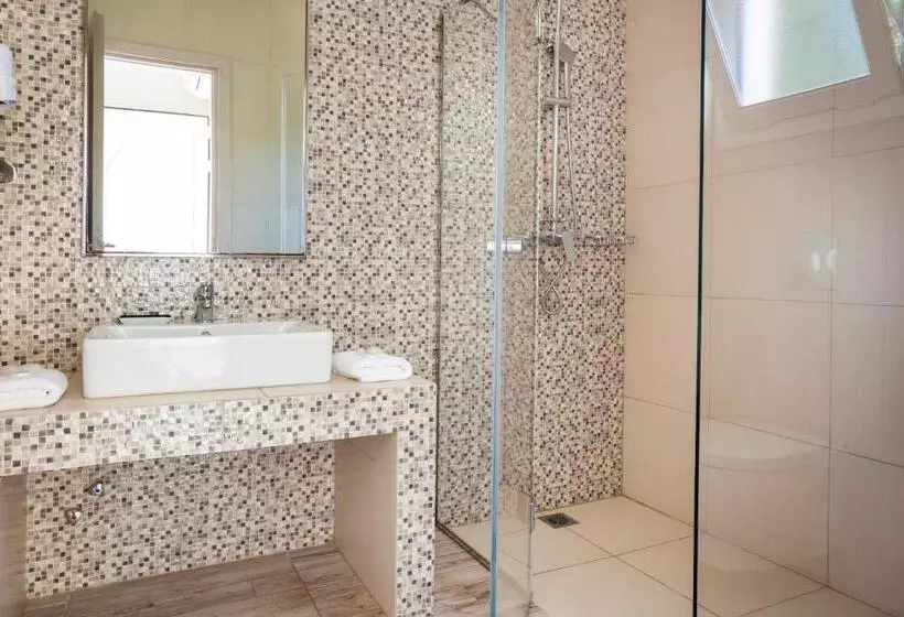 デラックスルーム, Dionysos Village Resort