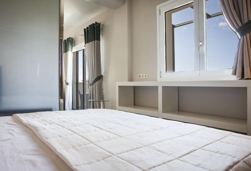 디럭스 스위트 바다 전망, Dionysos Village Resort