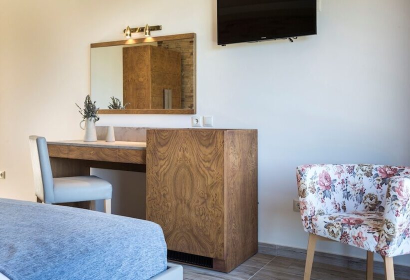 디럭스 룸, Dionysos Village Resort