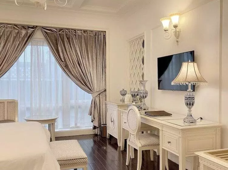 Habitación Deluxe Vista Ciudad, Eldora