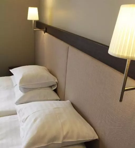 سوییت جونیور, Goda Hotel & Spa