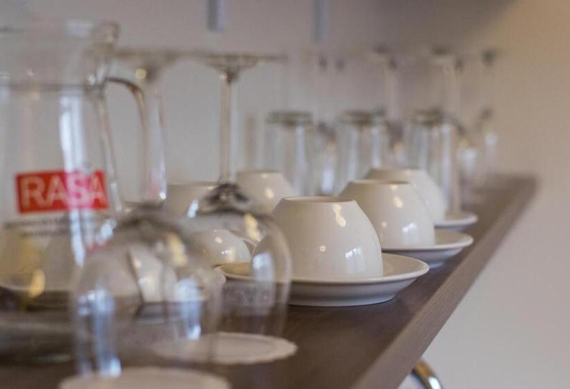 سوییت جونیور, Goda Hotel & Spa