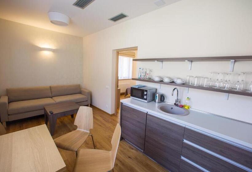 آپارتمان خانوادگی, Goda Hotel & Spa