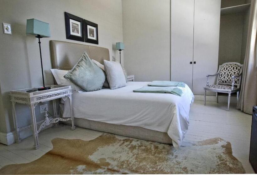 스탠다드 룸, Long Street Boutique