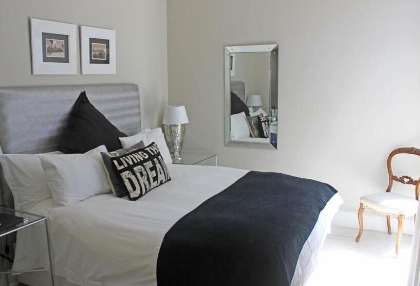 스탠다드 발코니 룸, Long Street Boutique