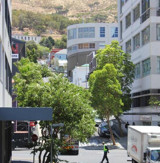 스탠다드 발코니 룸, Long Street Boutique