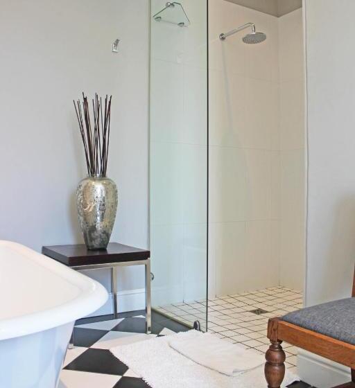 스탠다드 룸, Long Street Boutique