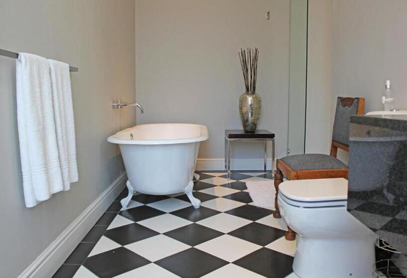 스탠다드 룸, Long Street Boutique