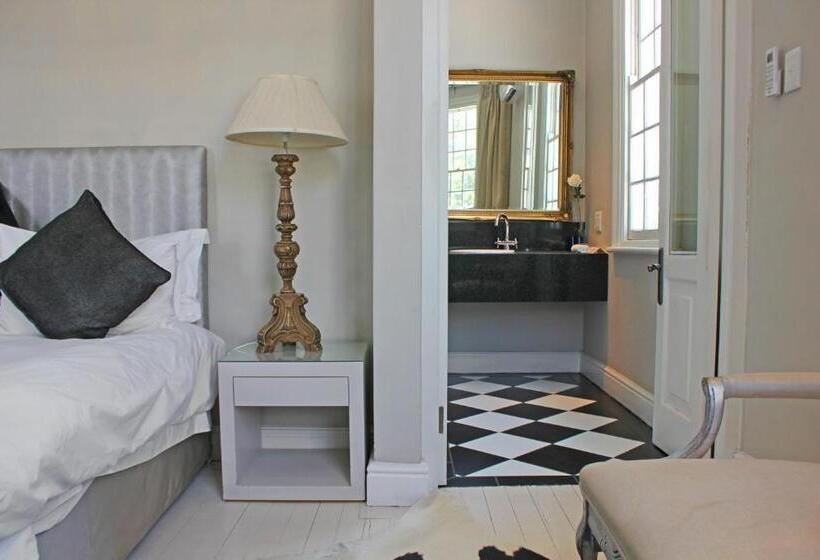 스탠다드 룸, Long Street Boutique