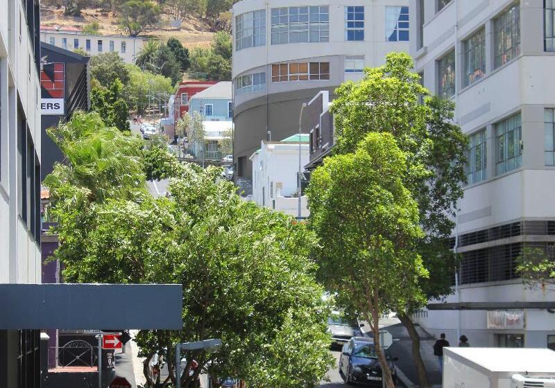 스탠다드 룸, Long Street Boutique