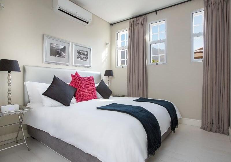 수피리어 룸, Long Street Boutique