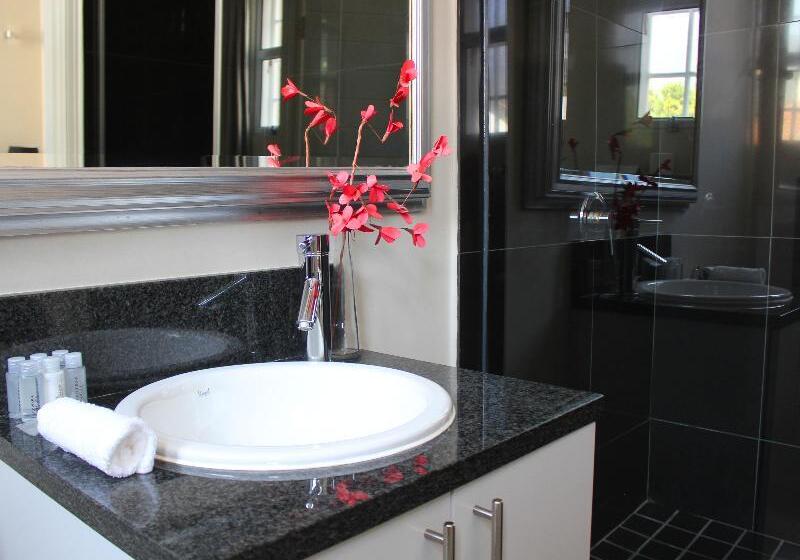 수피리어 룸, Long Street Boutique