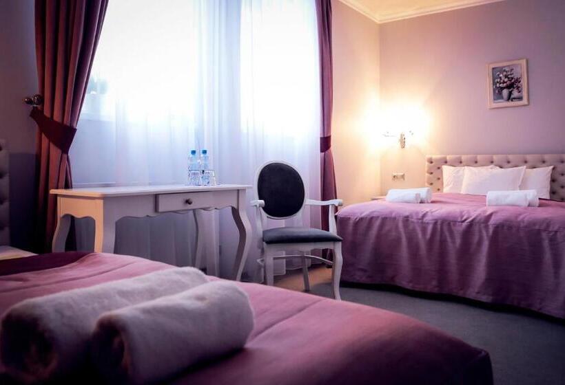 חדר סטנדרט, Madelaine