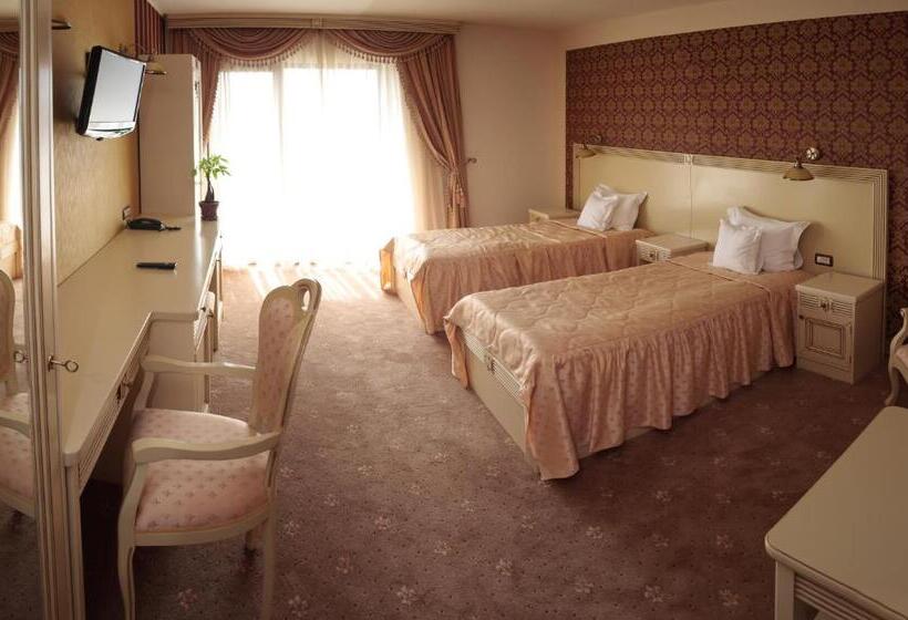 バルコニー付きスーペリアルーム, Majestic