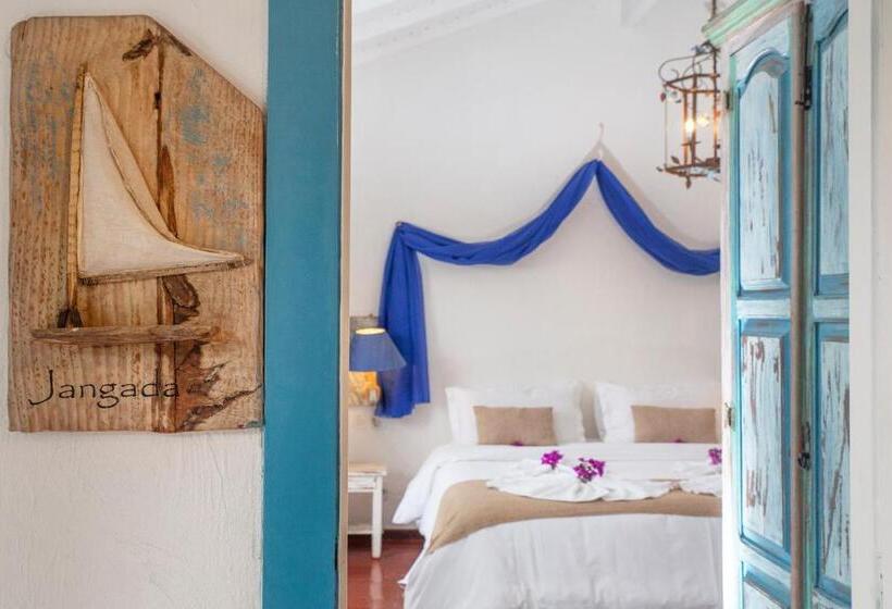 اتاق لوکس با چشم‌انداز باغ, Pousada Casa Buzios