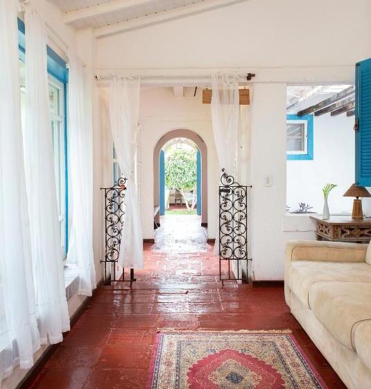 اتاق لوکس چهار تخته, Pousada Casa Buzios