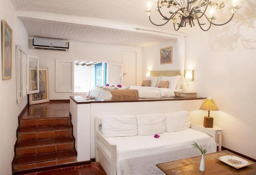 اتاق لوکس چهار تخته, Pousada Casa Buzios