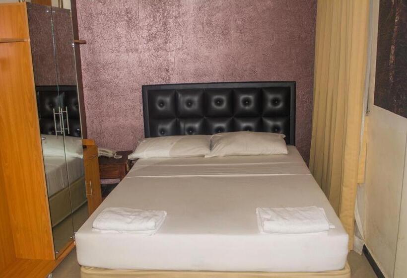 اتاق استاندارد, Saasha City