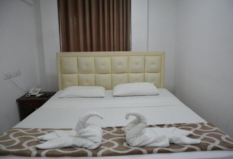 اتاق لوکس, Saasha City