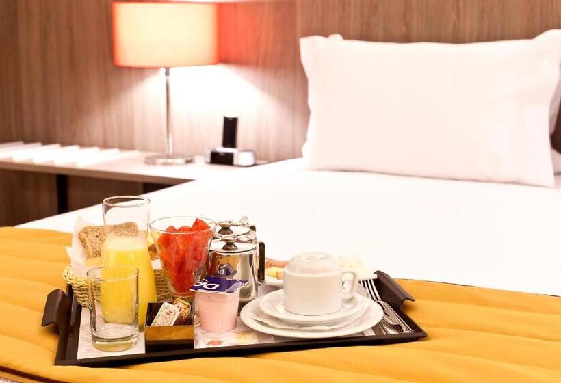 Pokój Deluxe Trzyosobowy, San Diego Suites Veredas Sete Lagoas