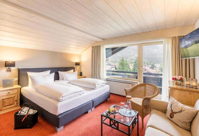 اتاق سوپریور, Staudacherhof History & Lifestyle