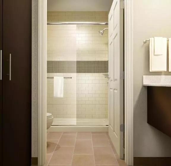 キングサイドベッドのスタンダードワンルーム, Staybridge Suites College Station, An Ihg