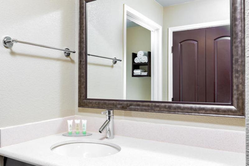 Люкс Адаптированный для Инвалидов, Staybridge Suites College Station, An Ihg