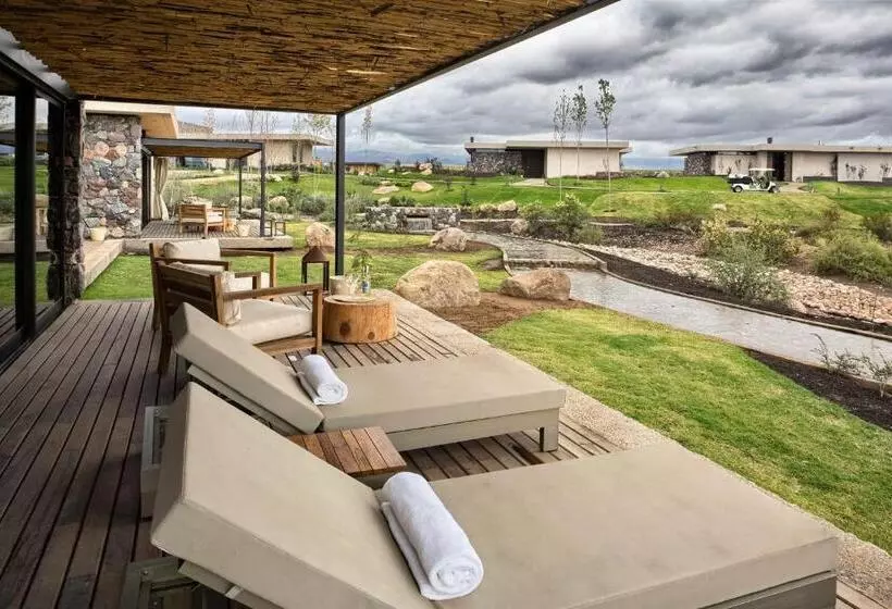 ビラホテル１ベッドルーム, The Vines Resort & Spa