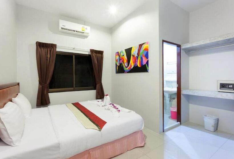 스탠다드 룸, Freedom