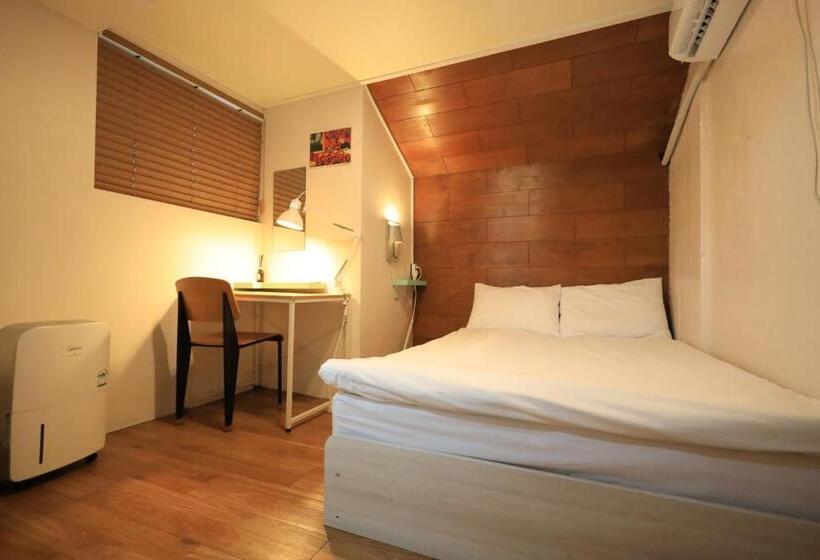 Quarto standard, Sisnbro Guesthouse