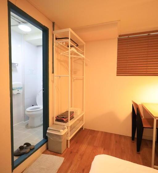 Quarto standard, Sisnbro Guesthouse