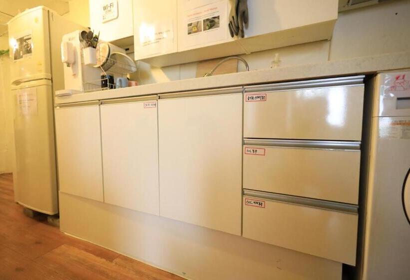 Quarto standard, Sisnbro Guesthouse